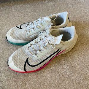Nike Pegasus zoomfly lightly worn excellent shape, Perfect speed training shoes.